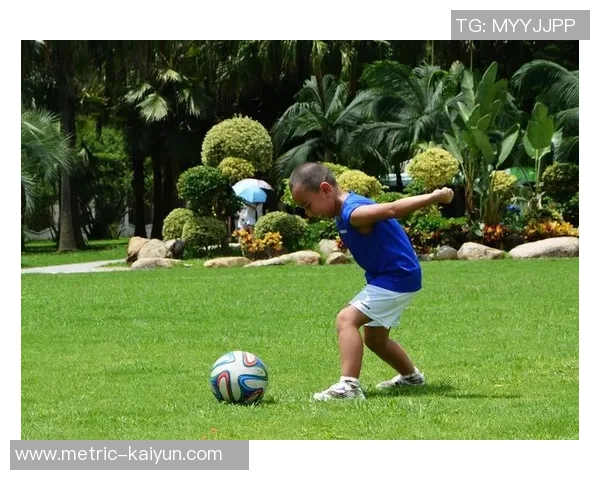 足球球星的唯美瞬间展现他们在绿茵场上的风采与魅力